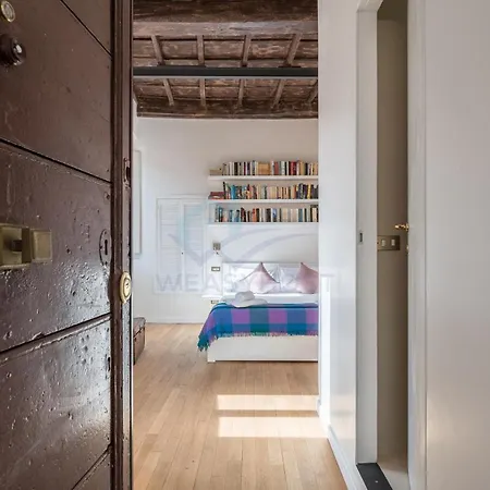 Cozy, Sunny In The Heart Of Trastevere Διαμέρισμα Ρώμη